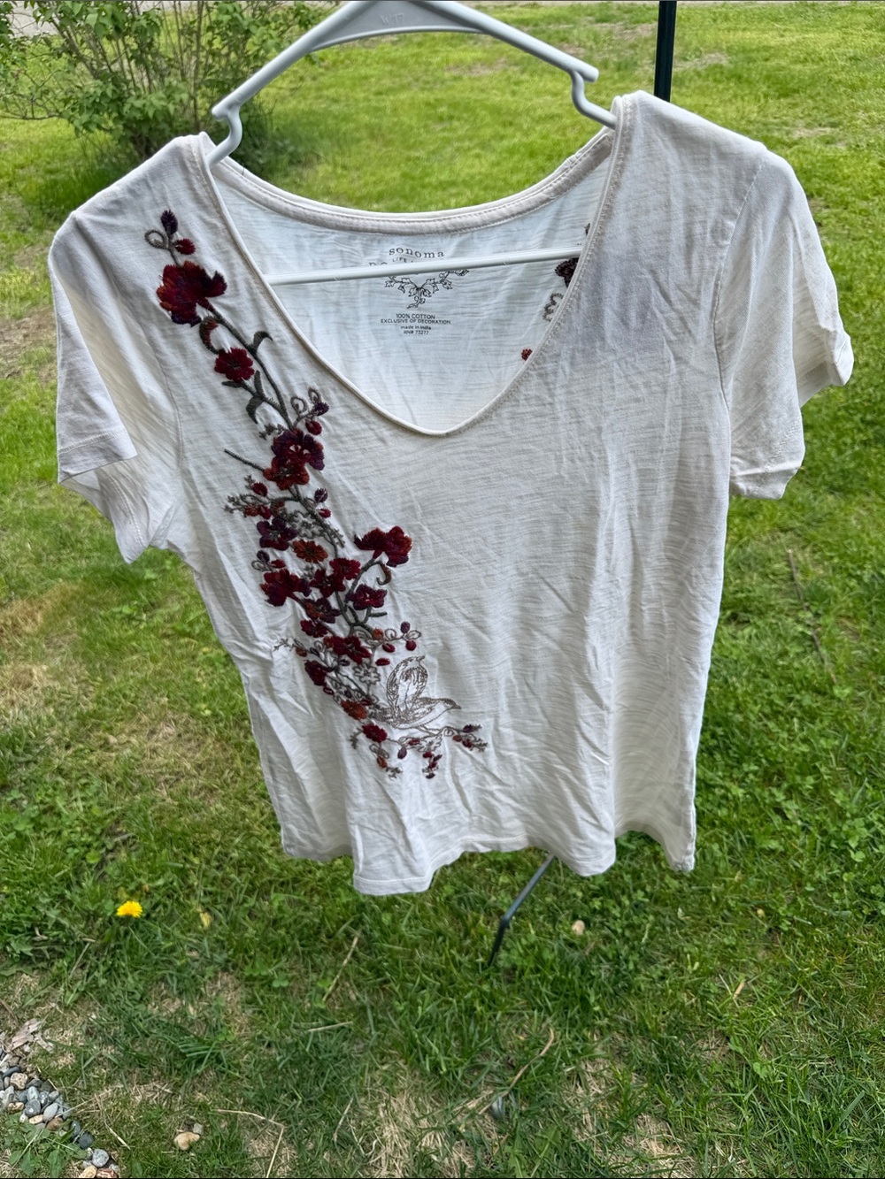 Sonoma Cream Short-Sleeve V-Neck Tee with Burgundy Floral Embroidery